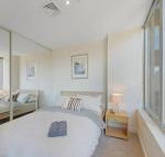 A Comfy  Central 2BR Apt Near Flinders Station - Click Find