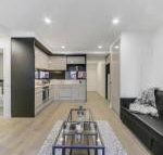 A Modern 2BR Apt 5 min Walk to Melbourne Central - Click Find