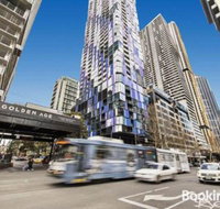 2BR LightHouse Suites in Melbourne CBD - Click Find