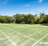 Willowdene with pool spa tennis court  fireplace