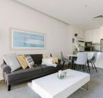 Perfect Location Spacious 2BR Apt Near Flinders Station - Click Find