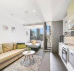 A Charming Studio with Stunning City Views - Click Find