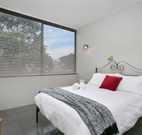 Surry Hills 1 Bedroom Apartment ADEL1 - Click Find
