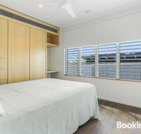 Ultimate Beachfront Living Sunshine Beach - Click Find