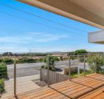 Swan Bay Lookout - Click Find