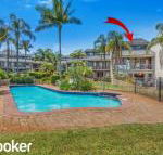 Amazing waterfront location pool beach water views tropical gardens - DBD