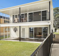 Ground Floor air Conditioned Fabulous Waterviews Overlooking Pumicestone Passage - Click Find
