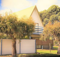 Seagrass Chalet - Click Find