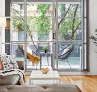 A Bright Stylish Studio Next to Darling Harbour - Click Find
