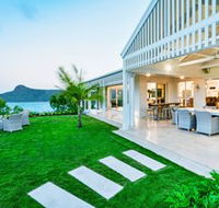 Whitehaven Luxury 5 Bedroom 5 Bathroom House Ocean View With 2 Golf Bu - DBD