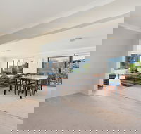 Misthaven Unit 1 / 12 Mistral Close - Click Find