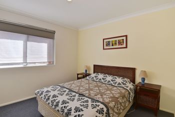 Bay Village NSW Click Find