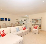 Nicholli Bay Parklands Unit 32 2 Gowrie Avenue - Click Find