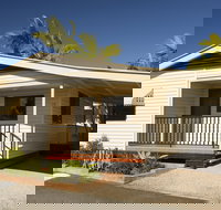 Brisbane Holiday Village - Bet 4u