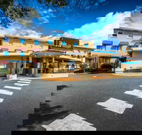 Ibis Budget Brisbane Airport - Click Find