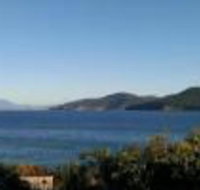 Larus Waterfront Cottage - Local Finder