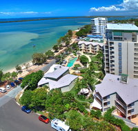 Moorings Beach Resort - Click Find