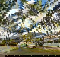 Sails On Horseshoe - Click Find