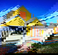 Rayville Boat Houses - Click Find