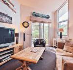 Lhotsky Apartments - Click Find