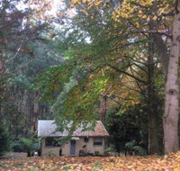 Hill N Dale Farm Cottages - Click Find