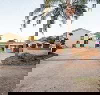 Jacaranda Place Motor Inn - Lawyer Find