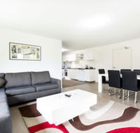 Apex Park Holiday Apartments - Click Find