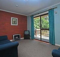 Kingsway Holiday flats  Gariwerd house.