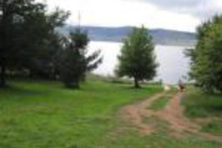 Jindabyne NSW Click Find