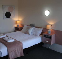 Caloundra Suncourt Motel - Click Find