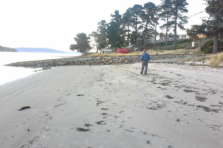 Dennes Point TAS Lawyer Find