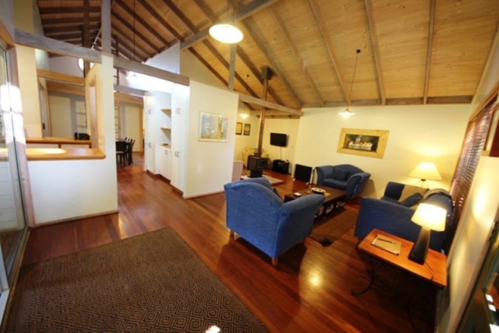 Arakoon NSW Click Find