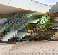 McNevin's Tamworth Motel - Click Find