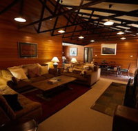 Mowamba River Lodge - Click Find
