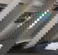 Brighton Hotel - Click Find