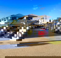 21 on Hursley Motel Apartments - Click Find