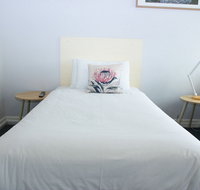 Grand Hotel Rockdale - Click Find