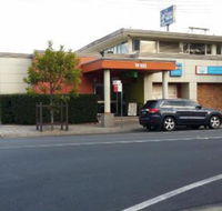 Warners Bay Hotel - Click Find