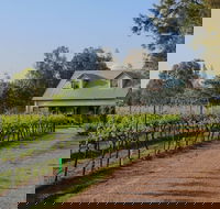 Emmas Cottage Vineyard - Lawyer Find