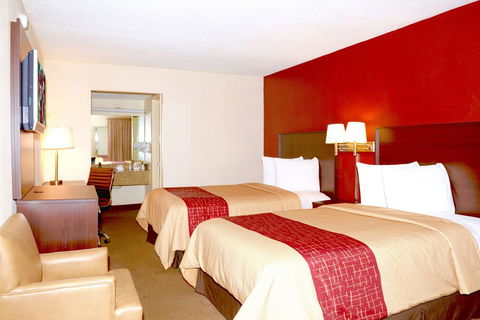Red Roof Inn Atlanta - Suwanee/Mall Of Georgia - Click Find 8