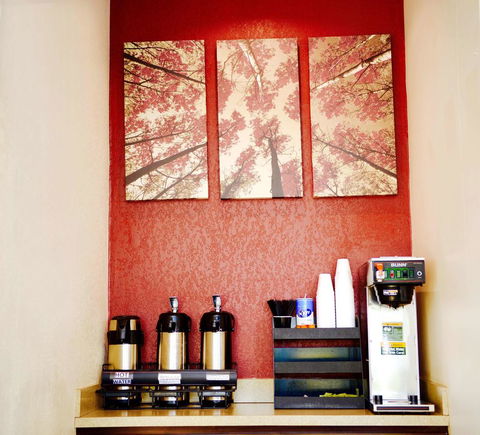 Red Roof Inn Atlanta - Suwanee/Mall Of Georgia - Click Find 22