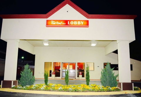 Red Roof Inn Atlanta - Suwanee/Mall Of Georgia - Click Find 3