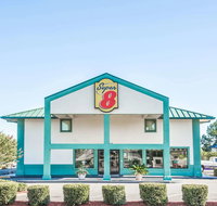 Super 8 by Wyndham Valdosta/Conf Center Area