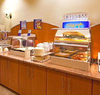 Holiday Inn Express  Suites - Valdosta