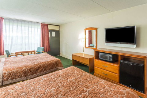 Days Inn By Wyndham Valdosta/Near Valdosta Mall - Bridge Guide 22