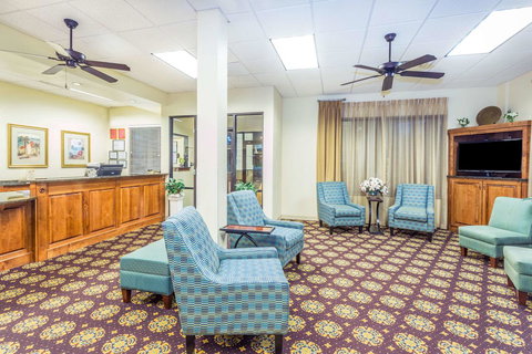 Days Inn By Wyndham Valdosta/Near Valdosta Mall - Bridge Guide 18