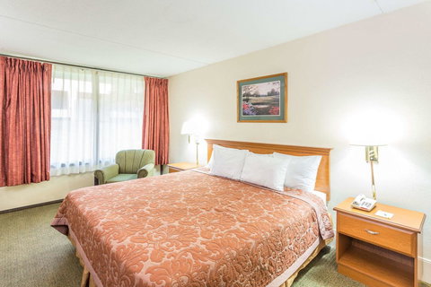Days Inn By Wyndham Valdosta/Near Valdosta Mall - Bridge Guide 11