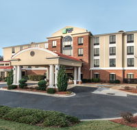 Holiday Inn Express Hotel  Suites Lavonia