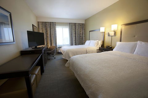 Hampton Inn & Suites Nampa At The Idaho Center - Click Find 7