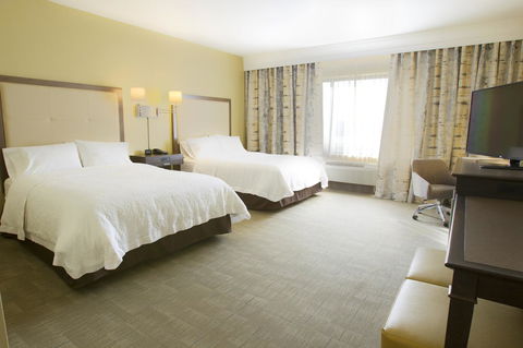 Hampton Inn & Suites Nampa At The Idaho Center - Click Find 6